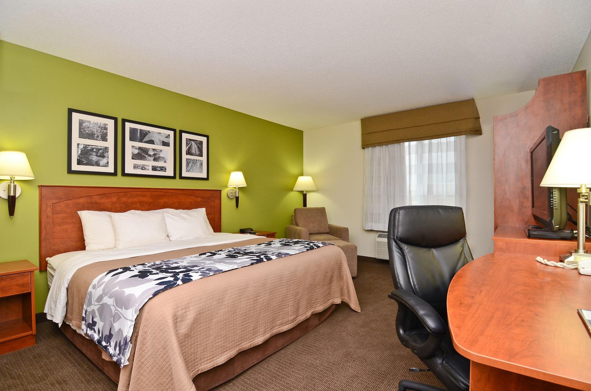 Sleep Inn & Suites Conference Center And Water Park Minot Room photo